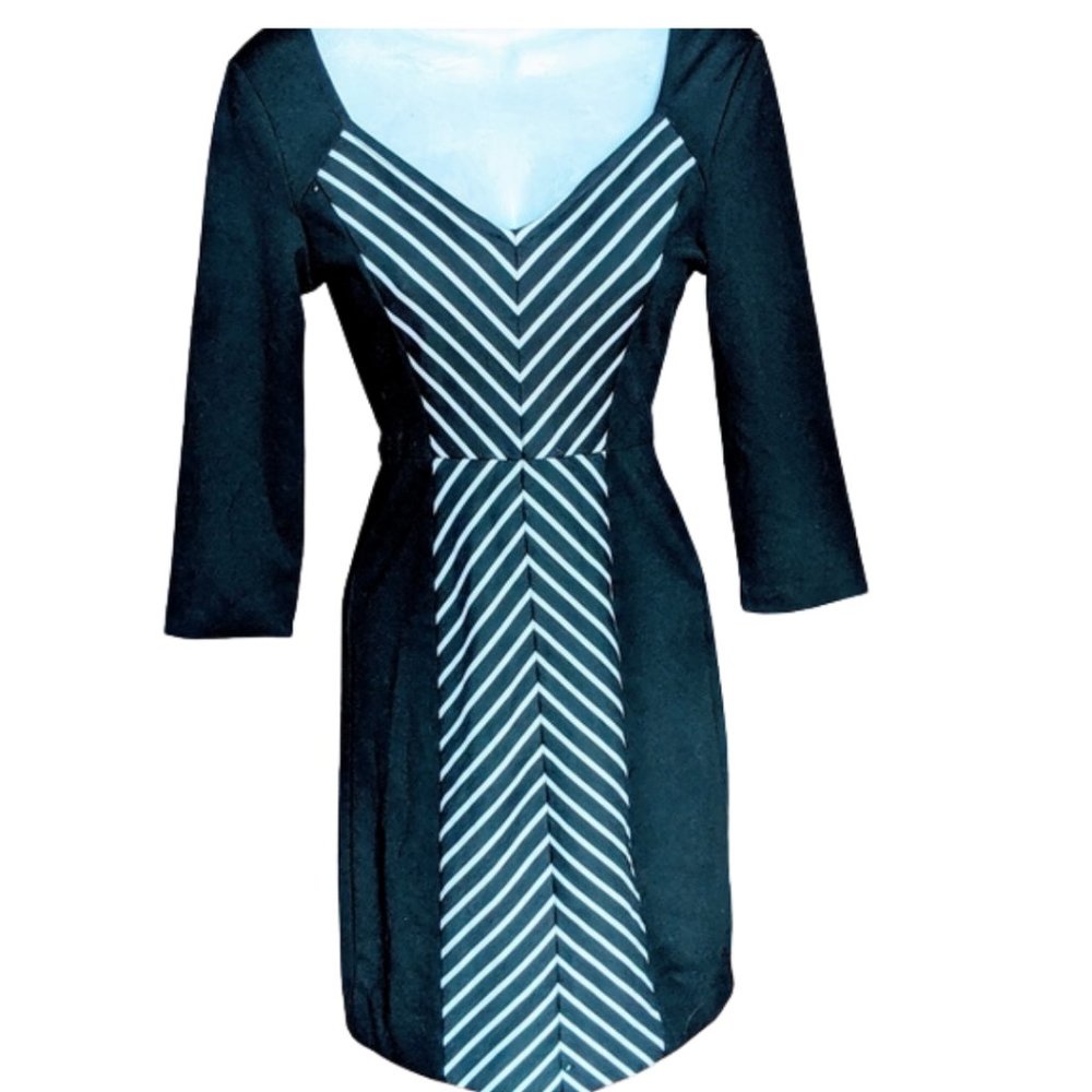 Sheath Dress Black White Diagnol Striped Size XS - Picture 1 of 4